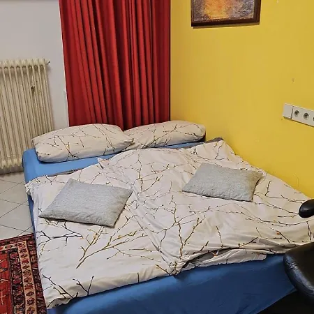 דירה Souterrain, Eigener Eingang אסכבורן