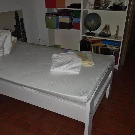 Apartment Souterrain, Eigener Eingang *