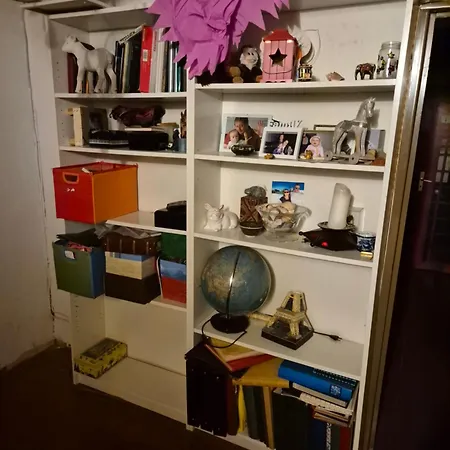 Souterrain, Eigener Eingang Apartment